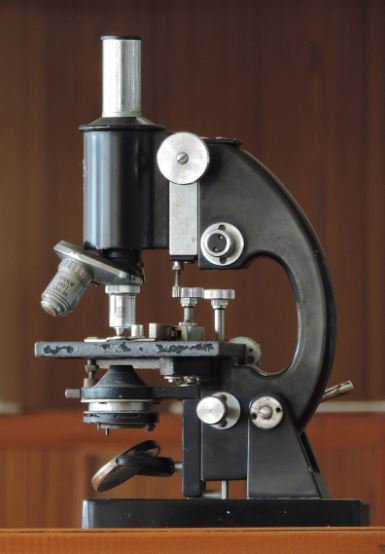 Microscope.JPG